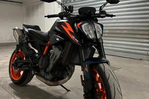Ktm 890 Duke R 2023