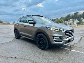 Hyundai Tucson Exellence/1.6 136 CV/TETTO/FULL LED