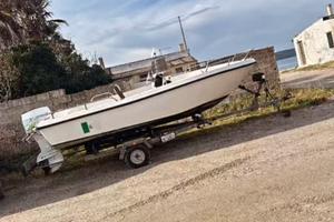 Barca cantieri manca la caletta