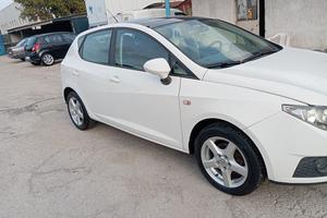 SEAT Ibiza TDI 2800 € 3275522171