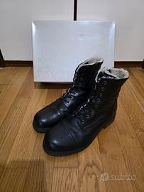 stivali di pelliccia NUOVI 