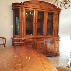 mobile soggiorno con tavolo e 6 sedie Capellini