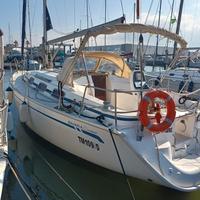 Bavaria 33 cruiser