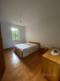 Casa con giardino e parcheggio vicino mare