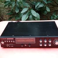 Amplificatore con funzione Karaoke stereo