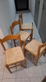 4 sedie in legno 