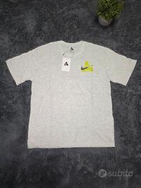 T-Shirt Nike x Palace Tri Swoosh Grigia M e L