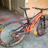 Trek Slash 9.8 carbon