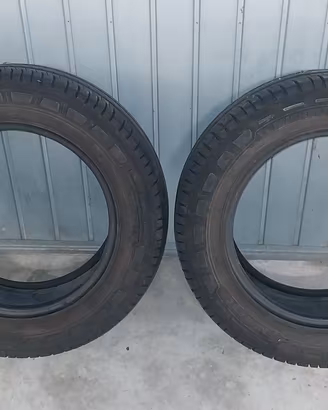 2 pneumatici michelin agilis 205 65 r16 C furgone 