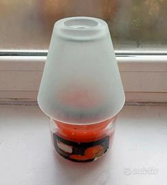 candela a forma di lampada 