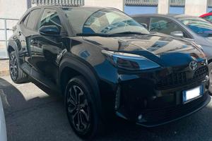 TOYOTA YARIS HIBRID CROSS