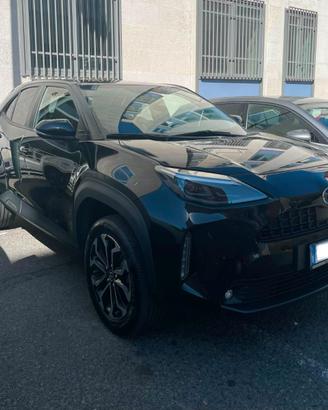 TOYOTA YARIS HIBRID CROSS