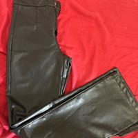 pantaloni in pelle bershka