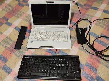 Toshiba Satellite T130, Portatile