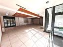 negozio-trieste-rif-589acg-