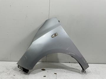 PARAFANGO ANTERIORE SINISTRO TOYOTA Yaris Serie 53