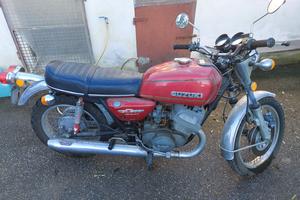SUZUKI GT 500
