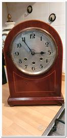 ANTICO OROLOGIO DA TAVOLO che suona i 4/4