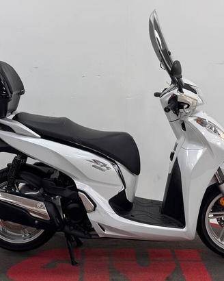 Honda SH 300 PROMO AGOSTO È ARRIVATA!