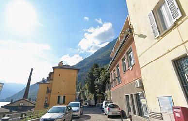 Trilocale con terrazzo e cantina a Brienno