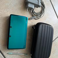 Nintendo 3DS turchese caricabatterie e custodia