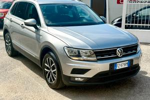 Volkswagen Tiguan 2.0 TDI SCR DSG Sport BlueMotion