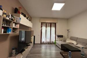 3 LOCALI A CAPIAGO INTIMIANO