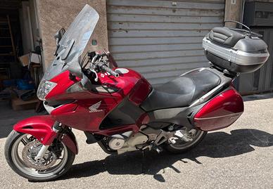 Honda Deauville 700