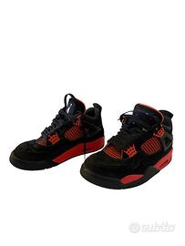 Air Jordan 4 Retro ‘Red Thunder