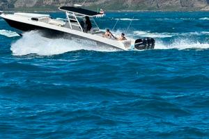 SCARAB 35 + 3 x 300 HP MERCURY VERADO (2007