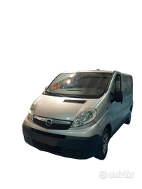 Trafic Vivaro con motore nuovo