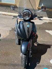 Beverly 250 tourer