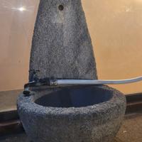 Fontana da giardino in cemento