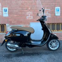 Piaggio Vespa 150 Primavera - KM 3400 - 10/2023