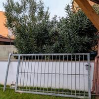Cancello scorrevole in ferro zincato