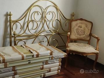 Testata letto matrimoniale