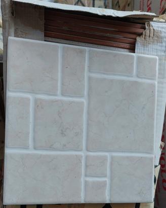 Rivestimento paraschizzi a parete grigio