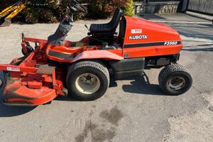 T49 - Tagliaerba kubota f3560