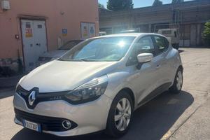 Renault Clio 1.2 75CV 5 porte Zen