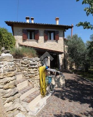 RUSTICO A MONTELEONE SABINO