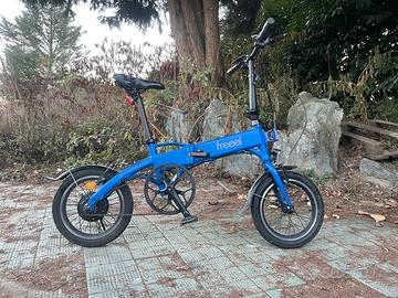E-bike pieghevole