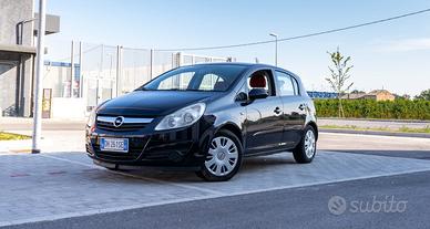 OPEL Corsa 1.2 5 porte Easytronic Club
