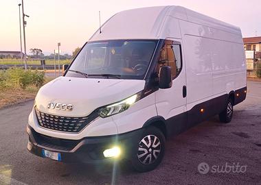 IVECO DAILY 3.0 35S18 HAI MATIC FARI FULL LED
