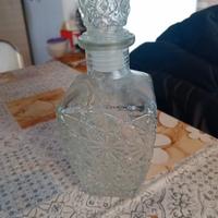 bottiglia vintage in vetro trasparente 
