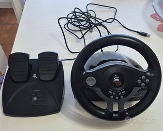 Volante con pedali