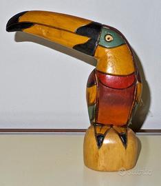 Tucano di legno