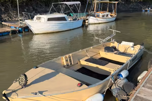 Barca Canadian 430 allestita pesca - COMPLETA