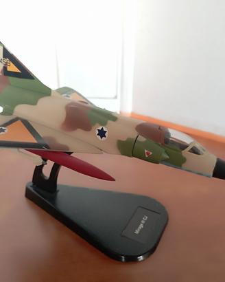 Modellino aereo   scala 1:100
