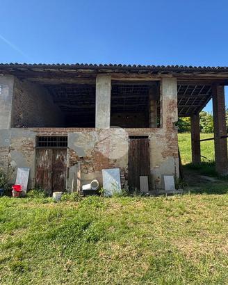 MAGAZZINO A PENANGO