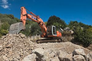 escavatore cingolato hitachi EX215